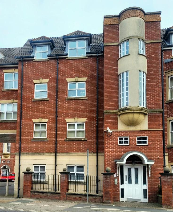 1 Merchants Gate - 2 Bedroom, City Apartment With Private Parking York Extérieur photo