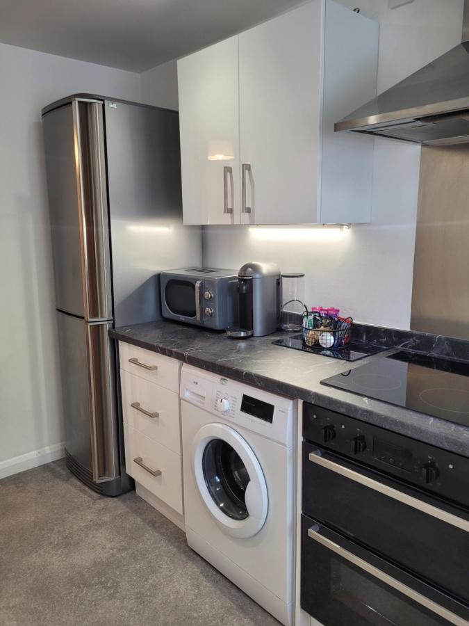 1 Merchants Gate - 2 Bedroom, City Apartment With Private Parking York Extérieur photo